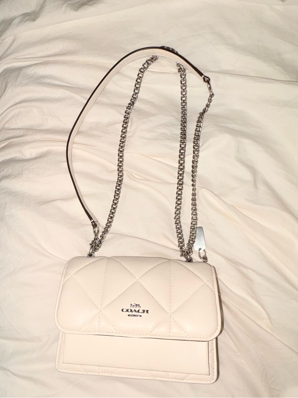 Ivory Coach Purse - Picture 2 of 4